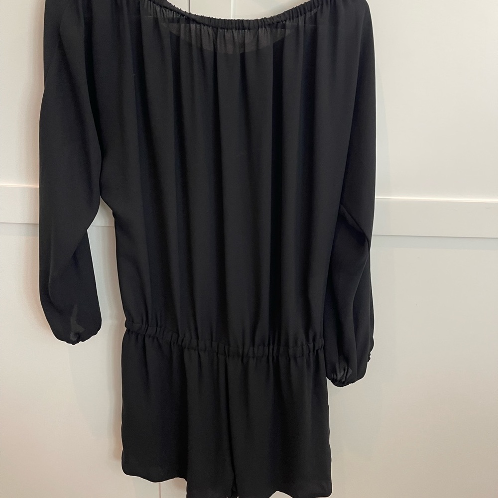 Romper - Picture 2 of 3